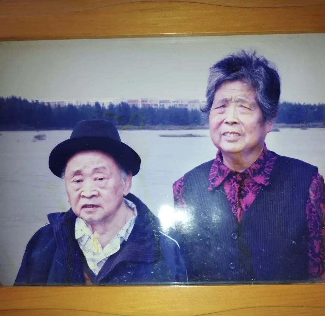 12bc5bf7d8054a1b90587359504337aab7069663